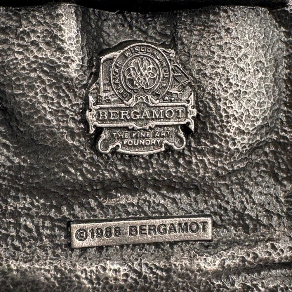 Vintage 1983 Bergamot CSA Belt Buckle Jefferson Davis Lee Jackson Civil War A-52